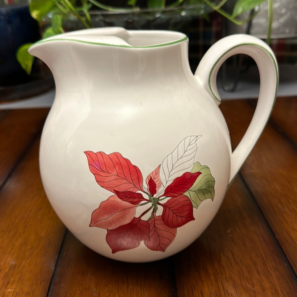 VTG BLOCK BERNARDA POINSETTIA PITCHER BY MARY LOU GOERTZEN PORTUGAL 64OZ